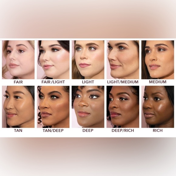 New DOLL VAULT
HYDRAGEL FOUNDATION Light/Medium - Picture 2 of 3